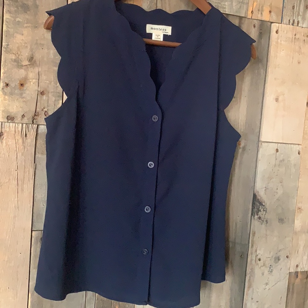 Women’s shirt